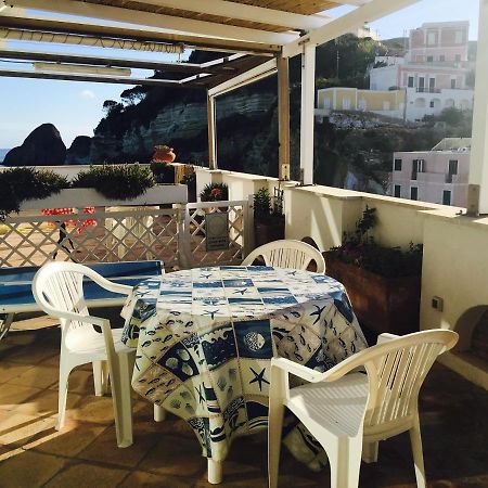 Appartamento Agenzia Isotur NONTISCORDARDIME Ponza Esterno foto